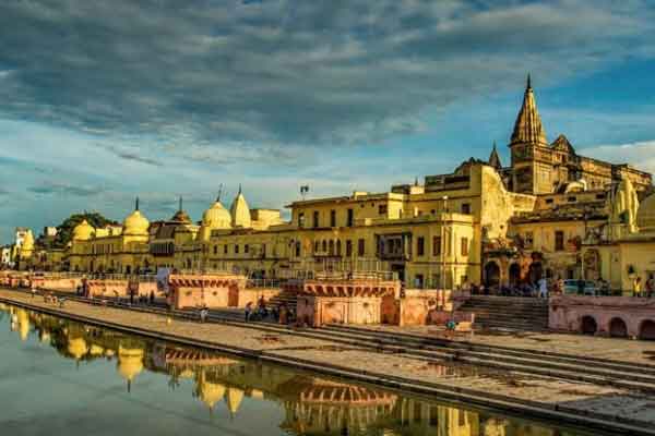 Ayodhya Varanasi Tour Package from Lucknow (3 Nights & 4 Days)