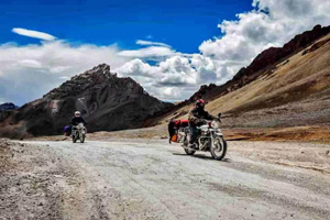 05 Nights / 06 Days Ladakh Bullet Ride Tour Package from Leh